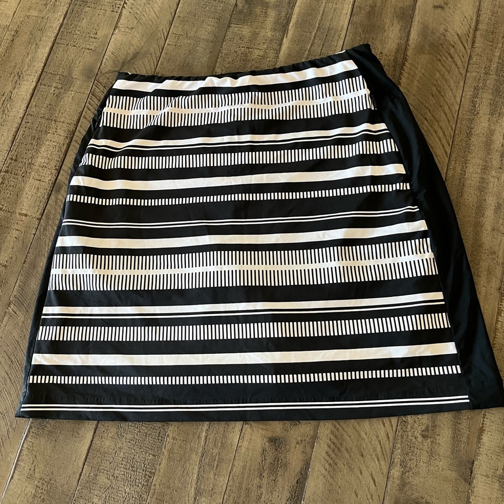 Tail XS skort